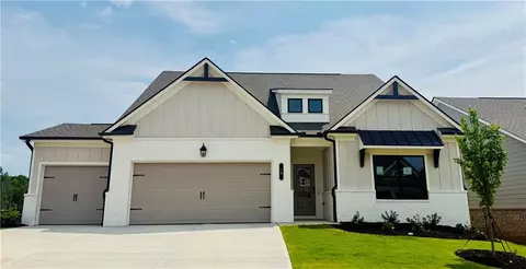 18 Piney Grove Ct, Auburn, GA 30011