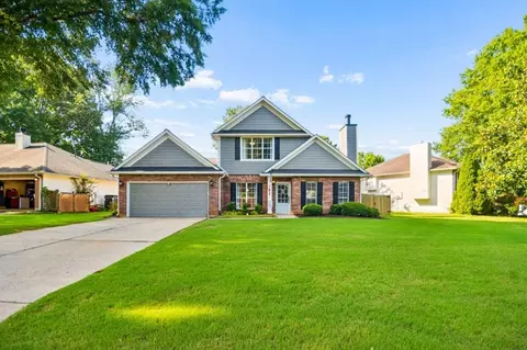 10785 Willow Meadow Cir, Alpharetta, GA 30022