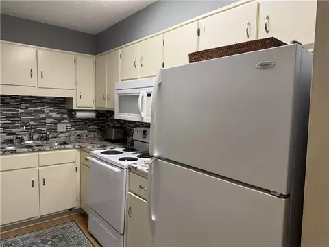 475 Mount Vernon Hwy #B118, Atlanta, GA 30327