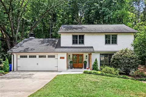 1711 W Nancy Creek Dr NE, Atlanta, GA 30319