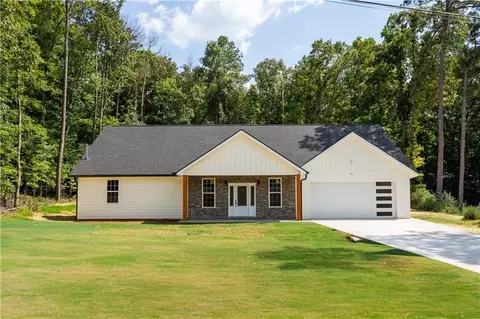 133 E Clinton Dr, Rome, GA 30165