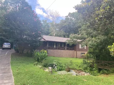 3739 Chateauguay Dr, Decatur, GA 30034