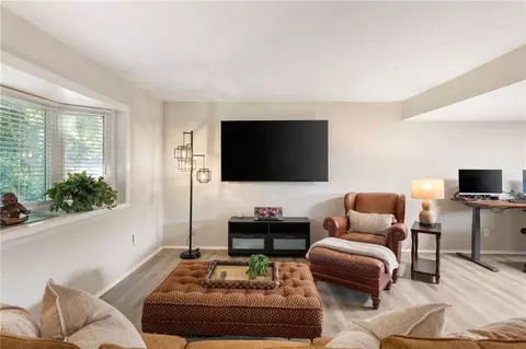 7312 Cardigan Cir, Sandy Springs, GA 30328
