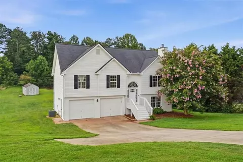 4403 Waterman Dr, Gainesville, GA 30506