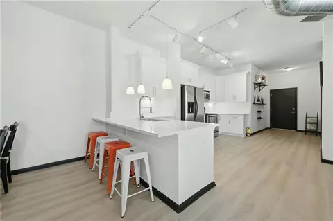 Kitchen - 5300 Peachtree Rd #3309, Chamblee, GA 30341 photo 2 of 2