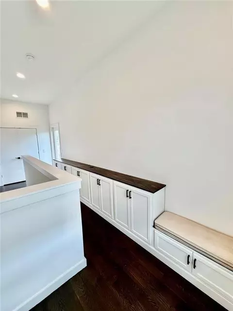 Entry Way - 2174 Bristol Cv, Chamblee, GA 30341 photo 2 of 2