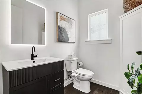 Bath - 2174 Bristol Cv, Chamblee, GA 30341 photo 1 of 4