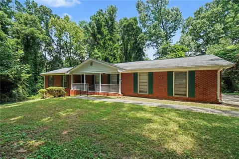 3706 Sullivan Dr, Douglasville, GA 30135