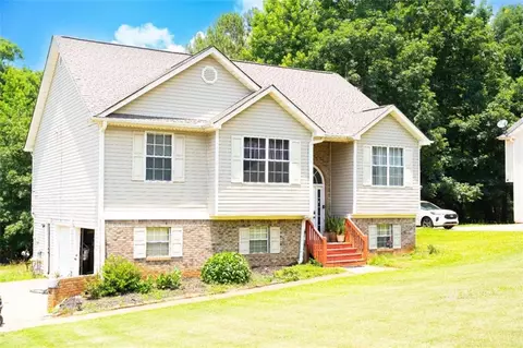 45 Avery Dr, Covington, GA 30016 photo 2