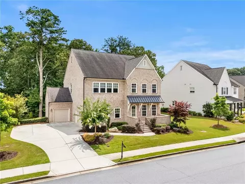 5053 Dinant Dr, Alpharetta, GA 30022