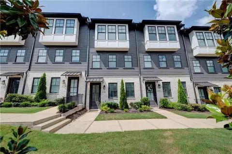 6532 Beacon Dr, Atlanta, GA 30328