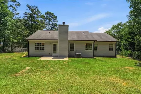 Exterior - 35 Mountainview Ter, Covington, GA 30016 photo 5 of 7