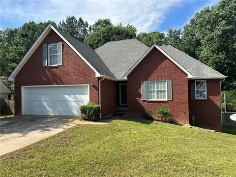 115 Cannon Dr, Fayetteville, GA 30214