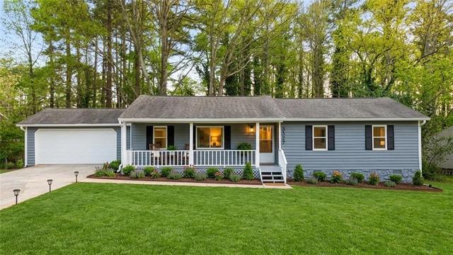 1118 Blazing Rdg, Lawrenceville, GA 30046