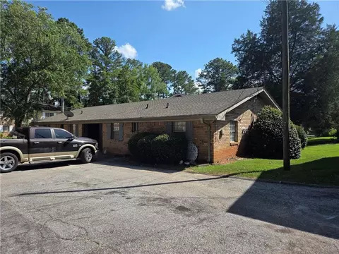 897 A Six Oaks Cir #B, Norcross, GA 30093