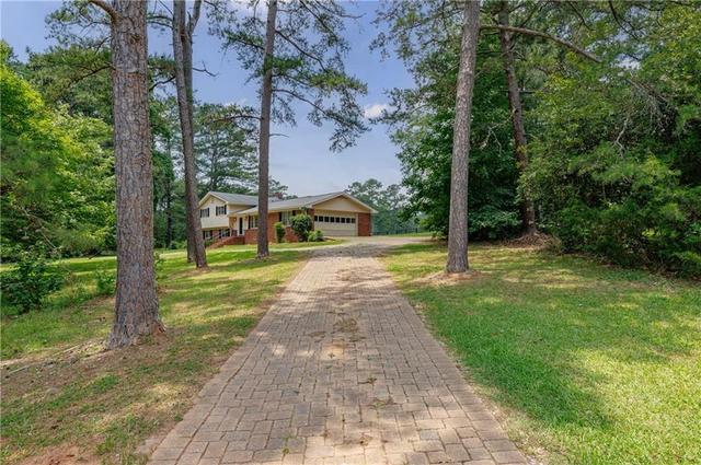 115 Brookshire Dr, Fayetteville, GA 30215