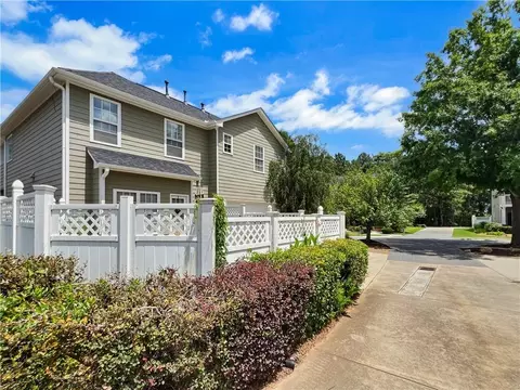 4110 Baxter Trl, Suwanee, GA 30024 photo 4