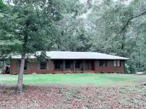 6762 Mason Creek Rd, Douglasville, GA 30135