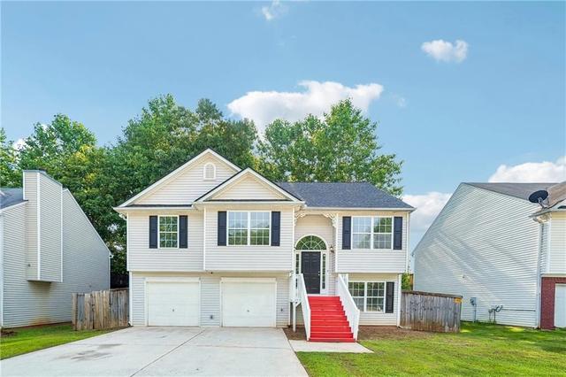 6550 Snowbird Ln, Douglasville, GA 30134