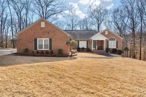 5067 Lazy Acres Dr, Douglasville, GA 30135