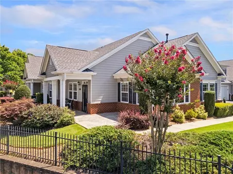 2694 Grapevine Cir, Cumming, GA 30041