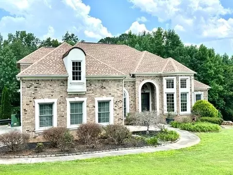 5173 Barrington Trace Dr, Atlanta, GA 30331
