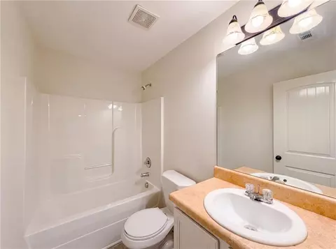 Bath - 4981 Summersun Dr, Morrow, GA 30260 photo 1 of 3