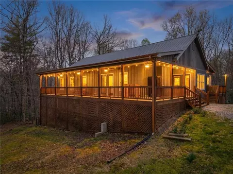 156 Peter Knob Rd, Blue Ridge, GA 30513