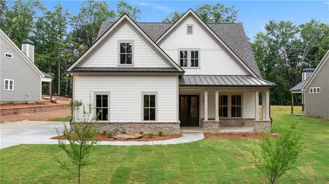 172 Cherokee Dr S, Waleska, GA 30183