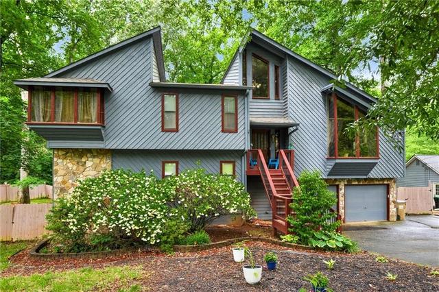 1781 Blackwillow Dr NE, Marietta, GA 30066