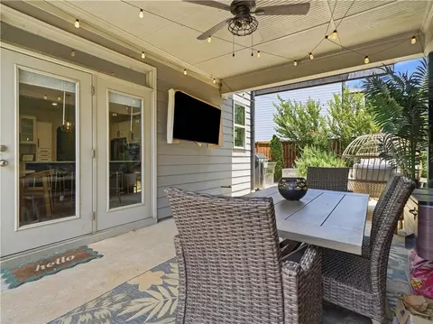 Exterior - 542 Flying Bolt Run, Canton, GA 30115 photo 6 of 7