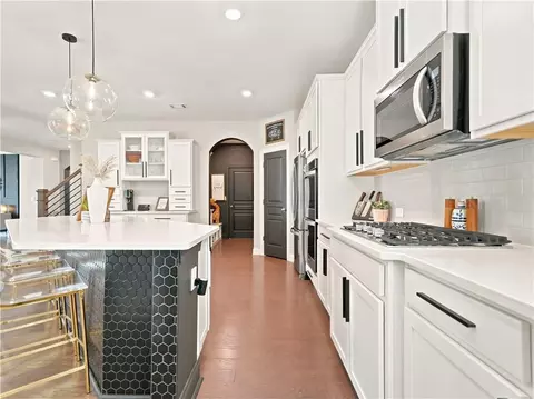 Kitchen - 542 Flying Bolt Run, Canton, GA 30115 photo 3 of 5