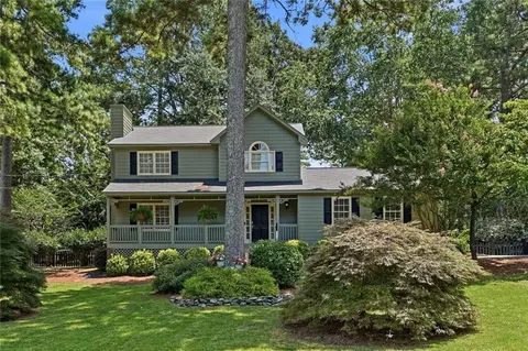 211 Muddy River Rd, Lawrenceville, GA 30043
