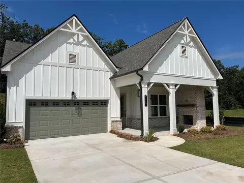 1553 Assembly Cir, Gainesville, GA 30501