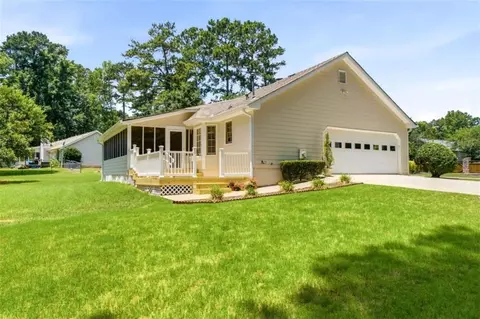 Exterior - 230 Pine Tree Ln, Mcdonough, GA 30252 photo 9 of 9