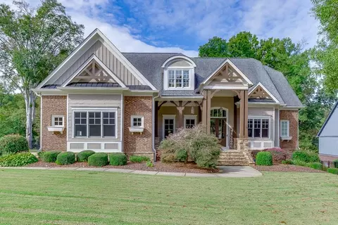 411 Meadow Lk, Hoschton, GA 30548
