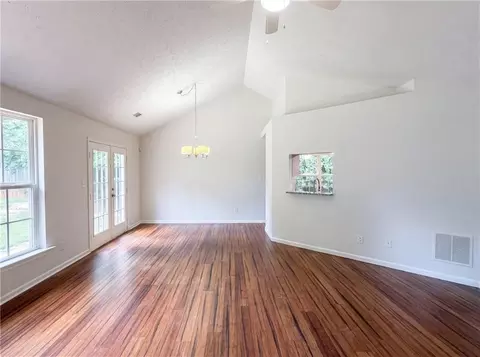 305 Cobb Ct, Hampton, GA 30228 photo 6