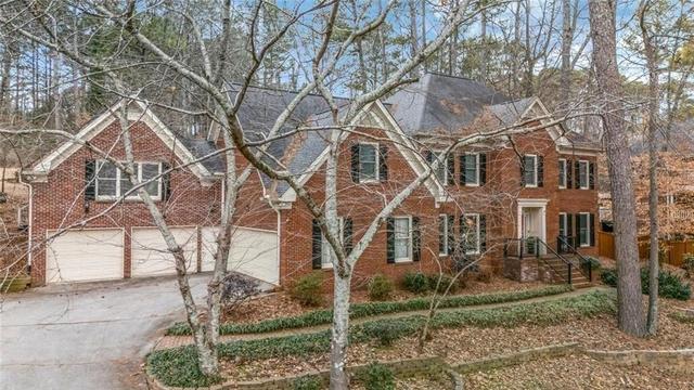 1828 Chedworth Ln, Stone Mountain, GA 30087