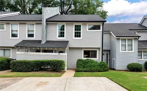 3225 Tennington Pl, Lawrenceville, GA 30044