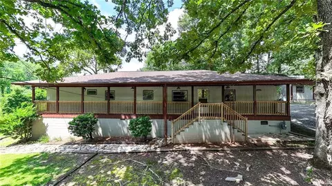 166 Lynch St SE, Acworth, GA 30101