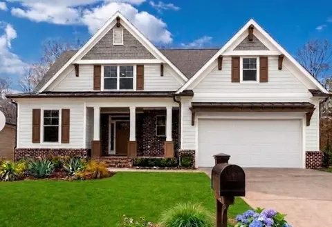 5808 Swinging Gate Rd, Gainesville, GA 30506
