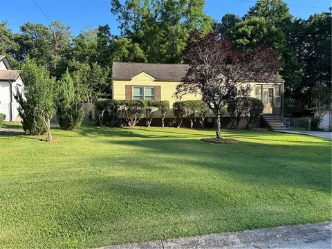 1078 Barnes Mill Rd, Marietta, GA 30062