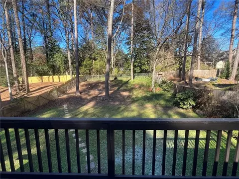 1192 Kingsley Cir NE, Atlanta, GA 30324