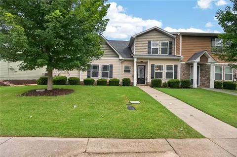 6145 Garden Cir, Douglasville, GA 30135