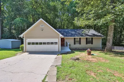 1850 Coachman Cv SW, Snellville, GA 30078