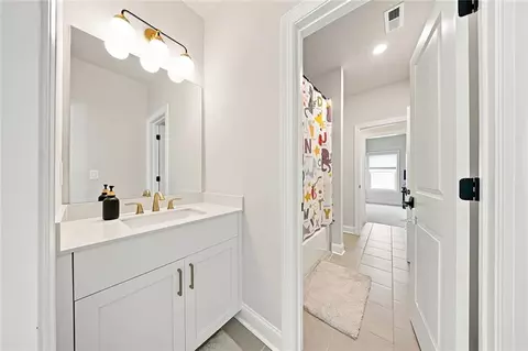 Bath - 3440 Ashfield Point Ave, Duluth, GA 30096 photo 6 of 6