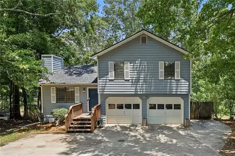 4127 Warren Rd, Flowery Branch, GA 30542