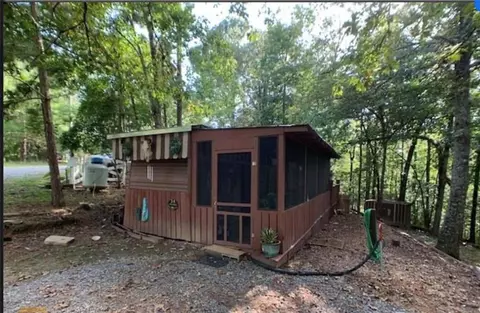 24 15th St, Ellijay, GA 30540