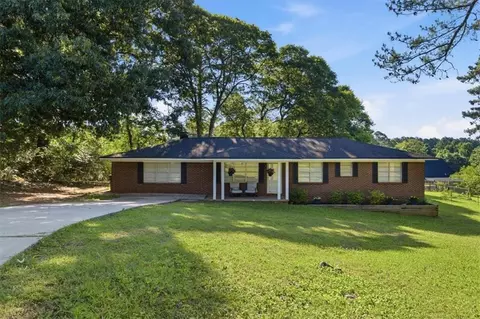 Exterior - 112 Pine St, Calhoun, GA 30701 photo 2 of 3