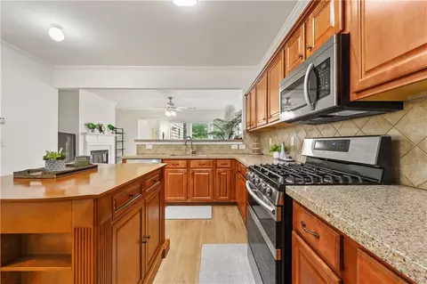 3267 Wyesham Cir, Duluth, GA 30096 photo 12